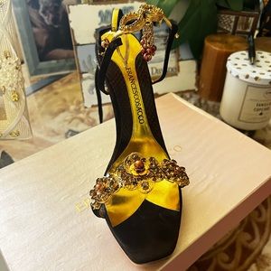 Francessco Sacco heel Made in Italy (size 9)